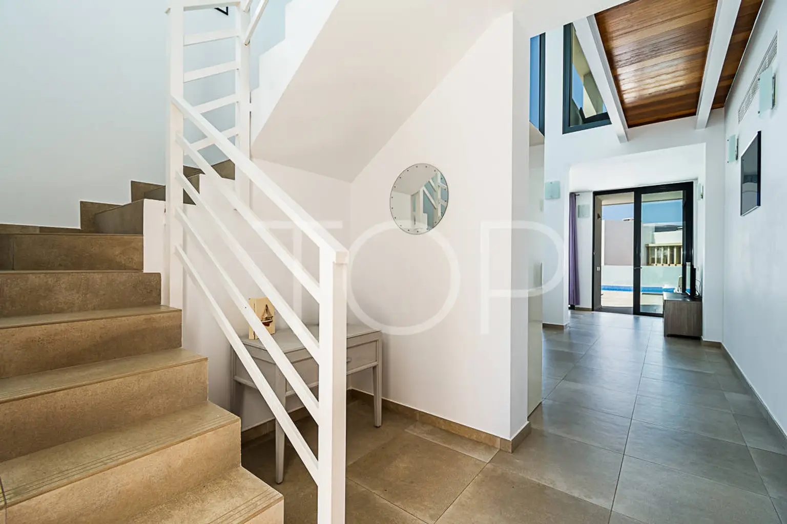 Villa-La-Caleta-Hall-Tenerife