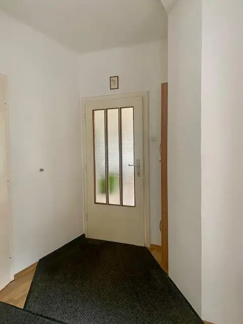 Vorraum und Garderobe