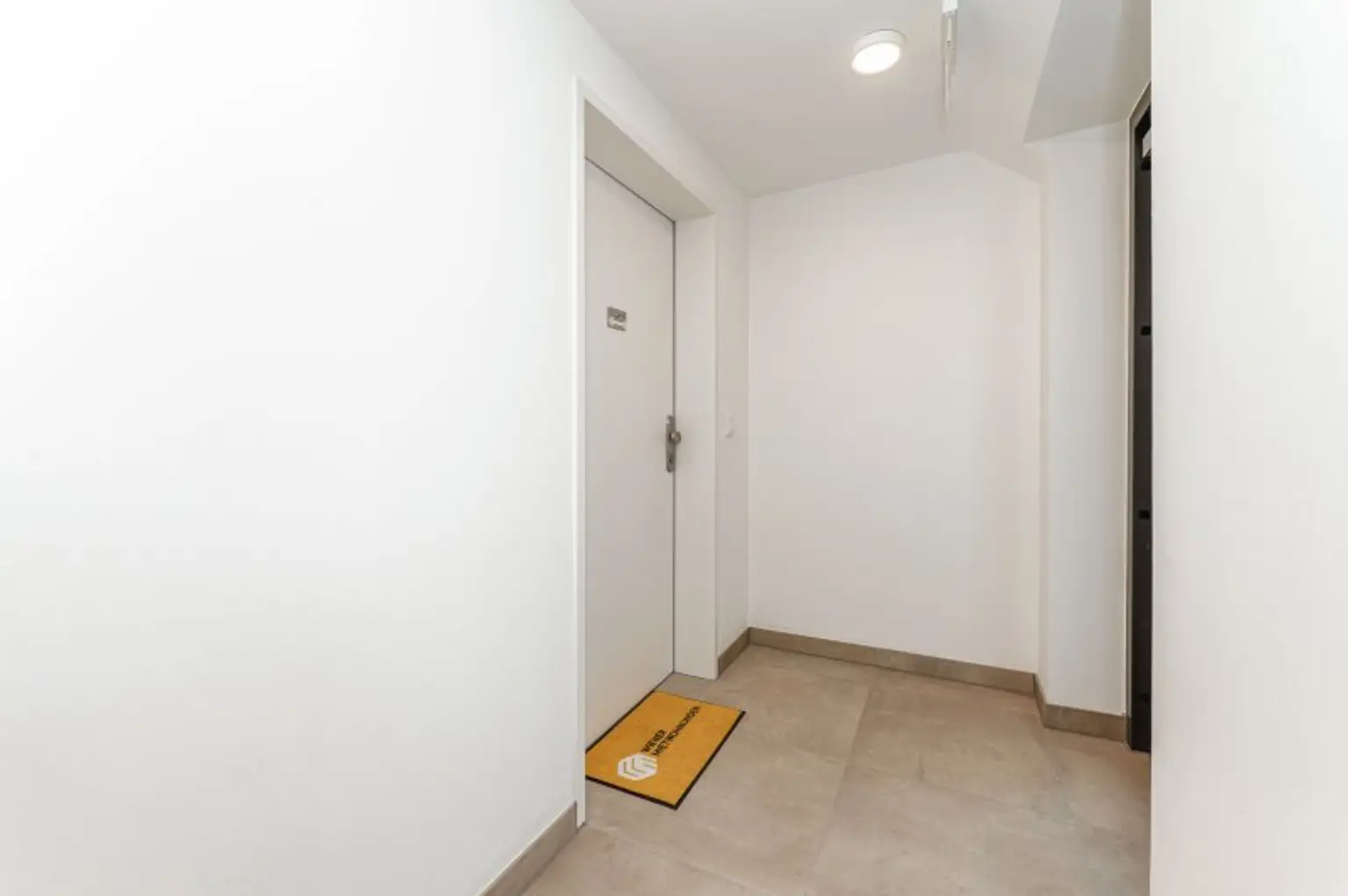 Nahe U3 Rochusgasse! 2-Zimmer-Maisonette mit exklusiver Dachterrasse zu vermieten!