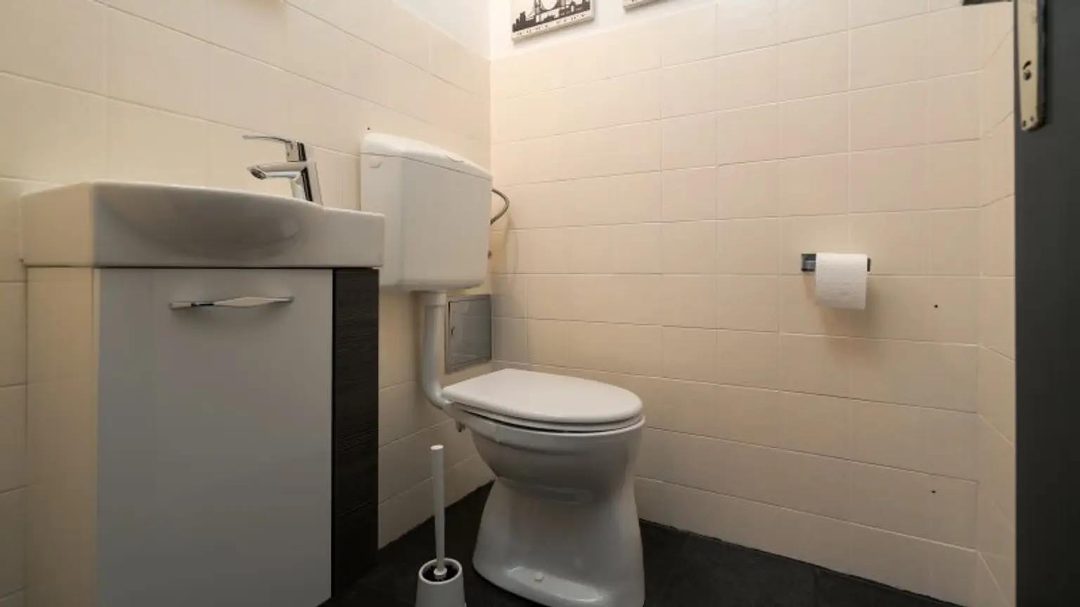 TOP Dachgeschosswohnung im Zentrum von Gänserndorf!