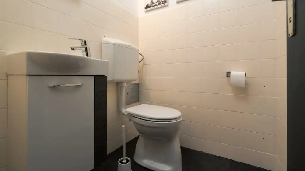 TOP Dachgeschosswohnung im Zentrum von Gänserndorf!