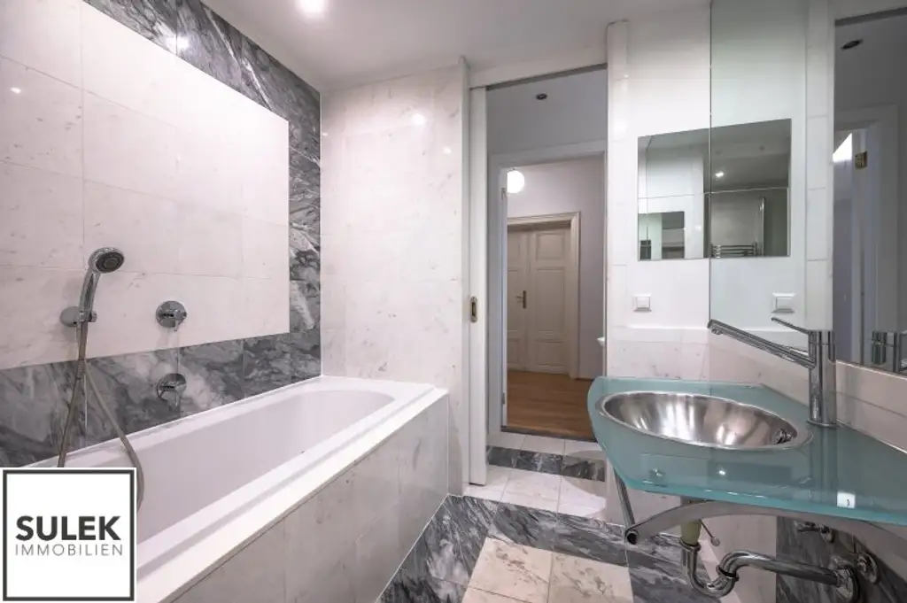 * Charmante 3-Zimmer Altbau-Wohnung in bester Lage ab sofort (Wiedner-Hauptstraße nähe TU-Wien) * Videobesichtigung *