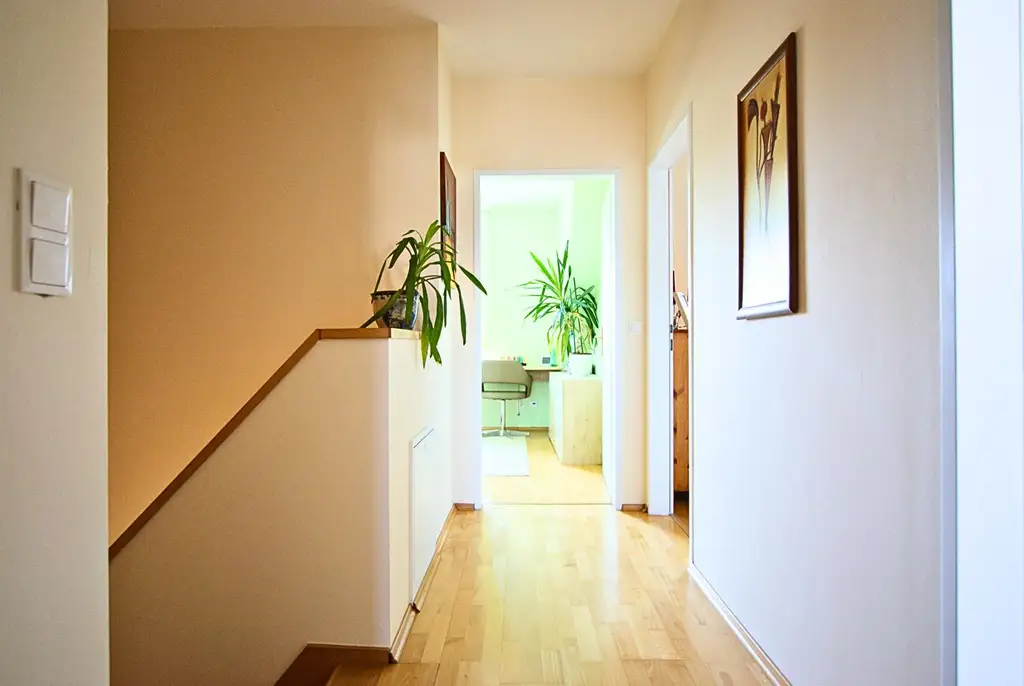FUNKELNDES JUWEL! Wunderschönes Reihenhaus in Top Zustand!