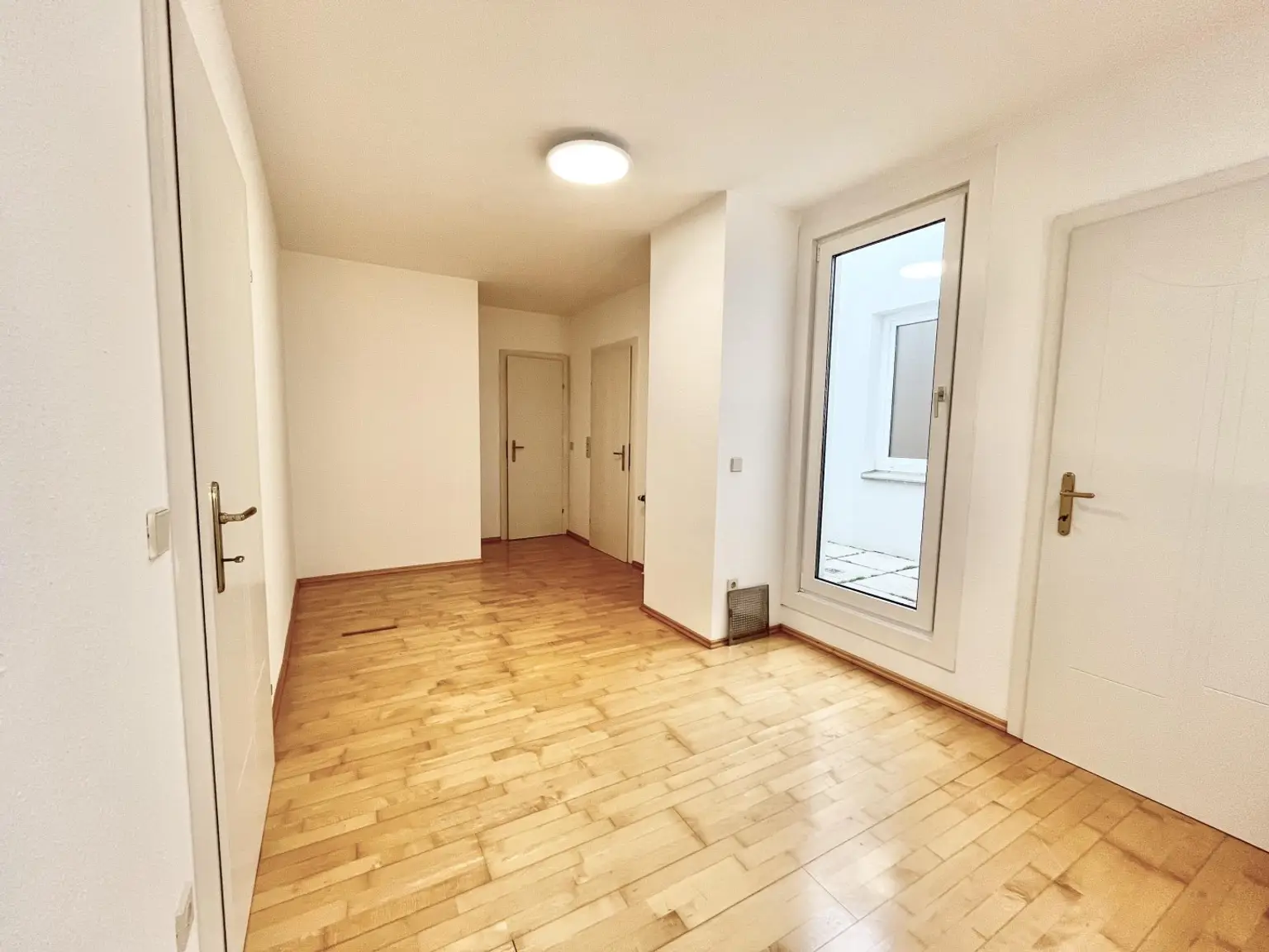 Exklusive Dachgeschosswohnung zwischen Schloss Hetzendorf und Schloss Schönbrunn