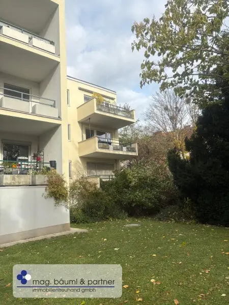 Familienwohnung am Wienerberg, 5 Zimmer mit Balkon und Gartennutzung