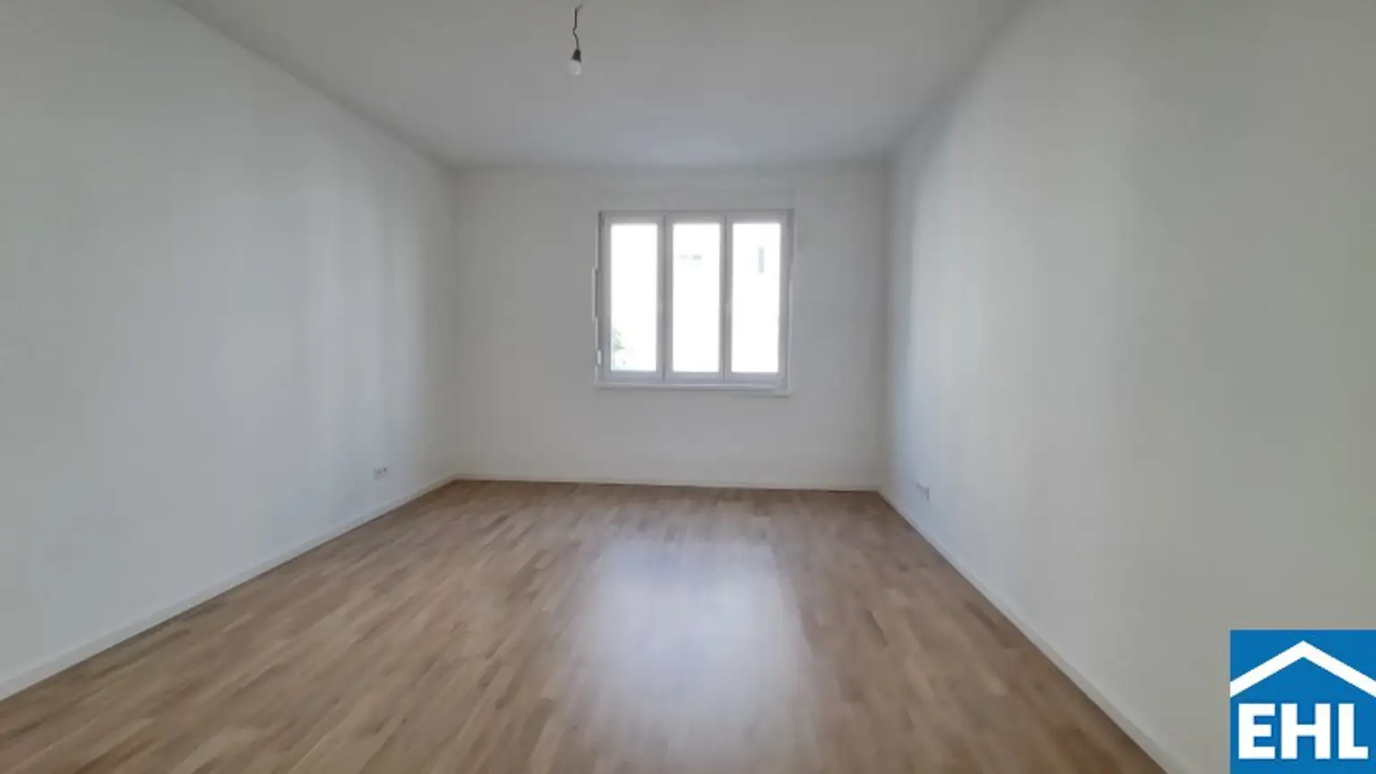 Sanierte 3-Zimmer-Wohnung mit Hofterrasse!