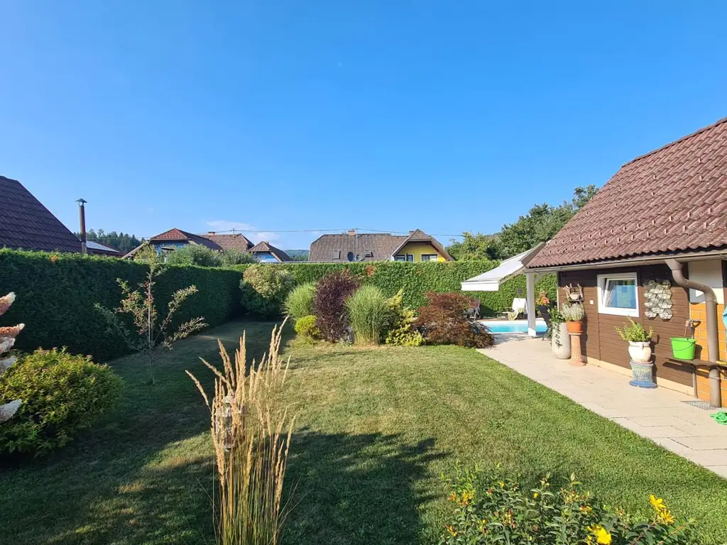 Einfamilienhaus mit wunderschöner Außenanlage in Tainach
