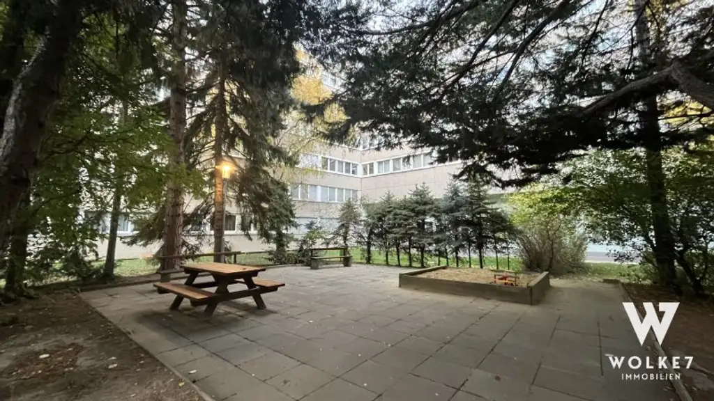 ERSTBEZUG nach SANIERUNG: Stilvolle 4-Zimmer-Neubauwohnung mit luxuriöser Ausstattung und exklusivem Design