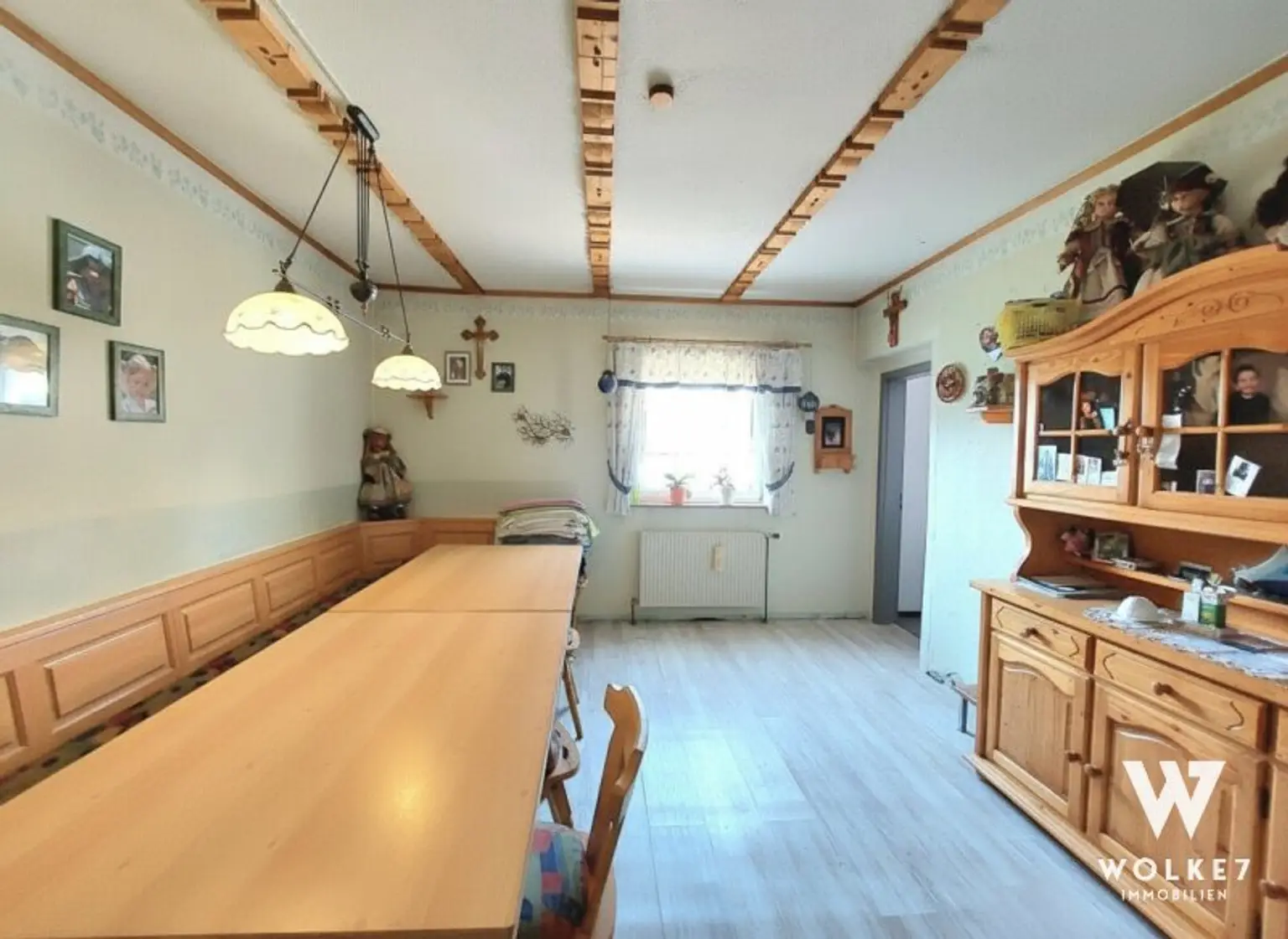 Renovierungsbedürftiges Mehrfamilienhaus mit großem Garten & viel Potential in Wiener Neustadt!