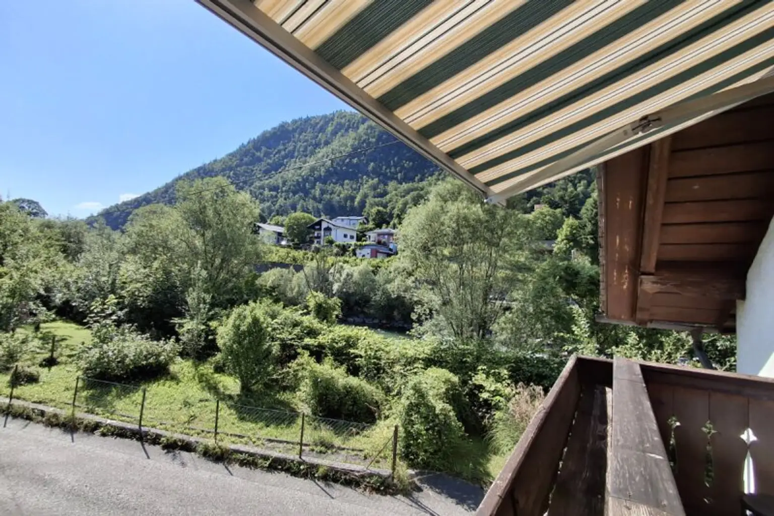 Gepflegte 3-Zimmer-Wohnung mit Balkon und Garage zu mieten