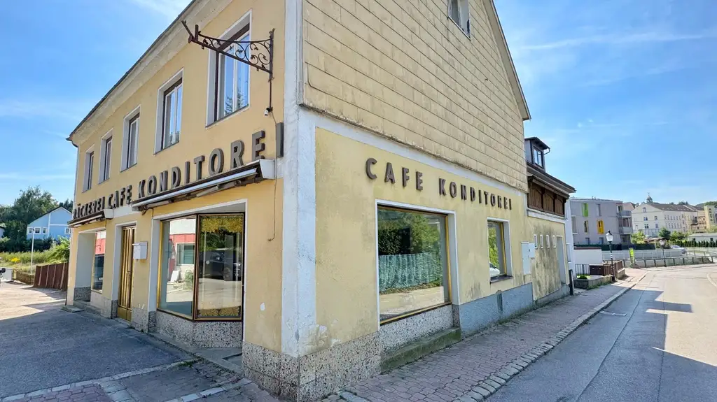 RARITÄT IN GABLITZ - GRUNDSTÜCK MIT ALTBESTAND IN BESTLAGE