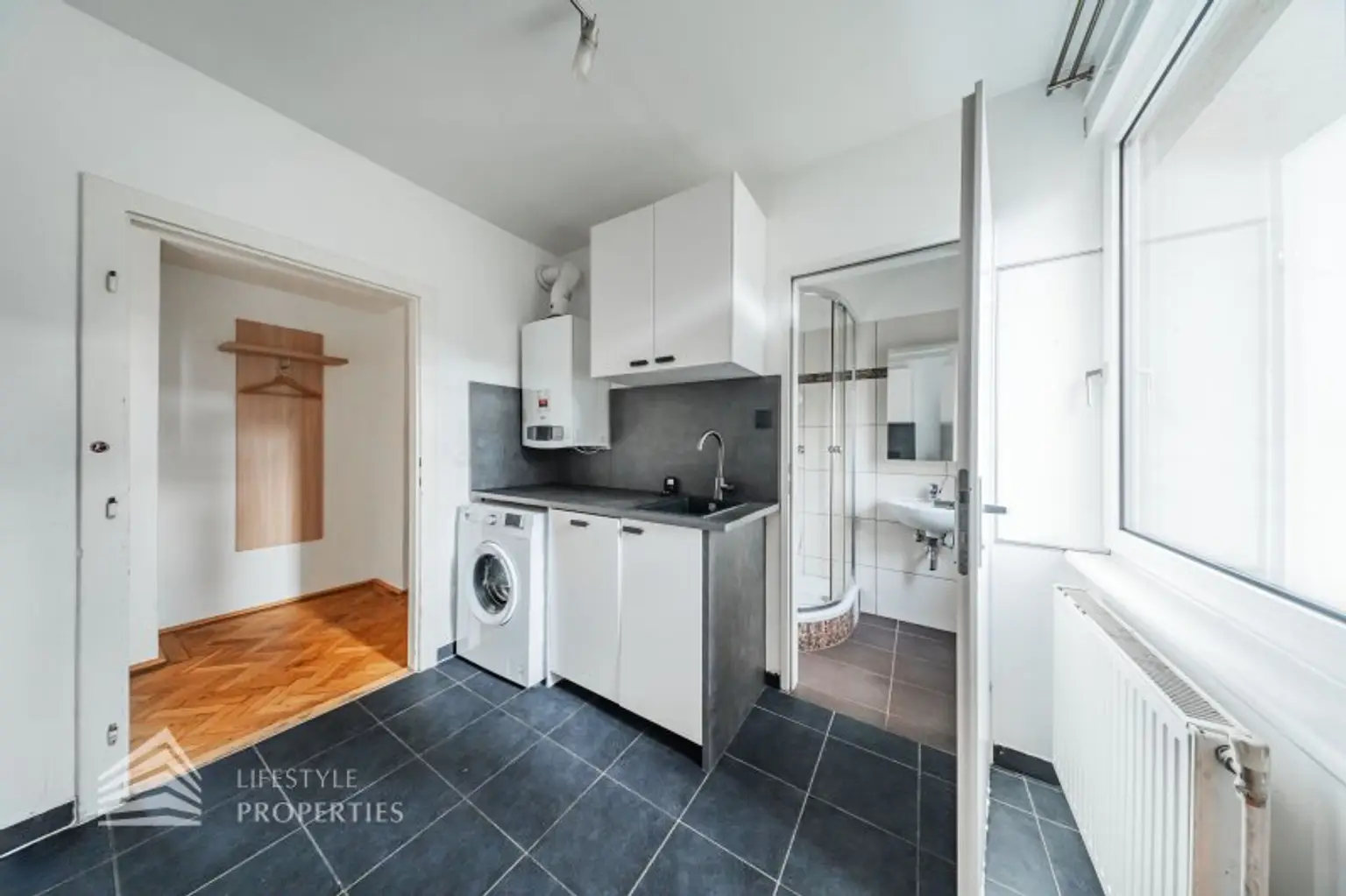 Schöne 2-Zimmer Wohnung, Nähe Meiselmarkt