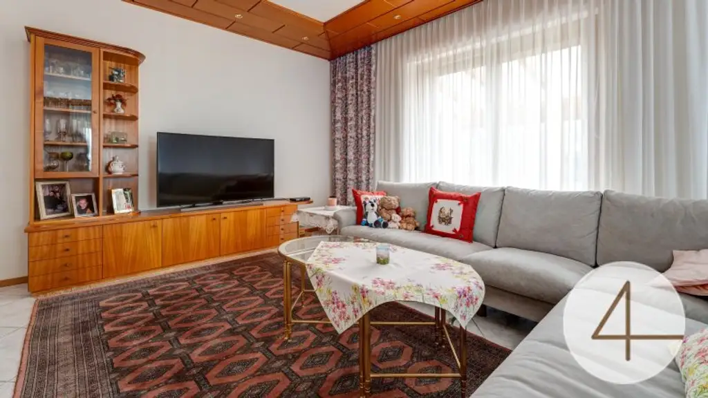 Attraktives, erstklassig gepflegtes Haus in Deutsch-Wagram