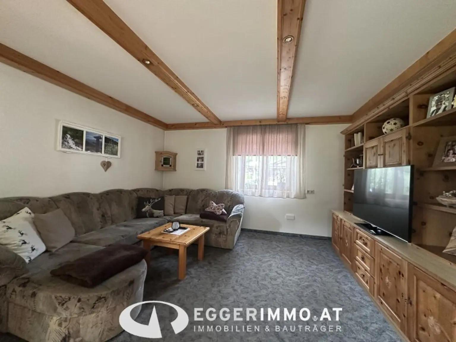 Well-maintained single-family home with great potential in Niedernsill / Steindorf for sale
