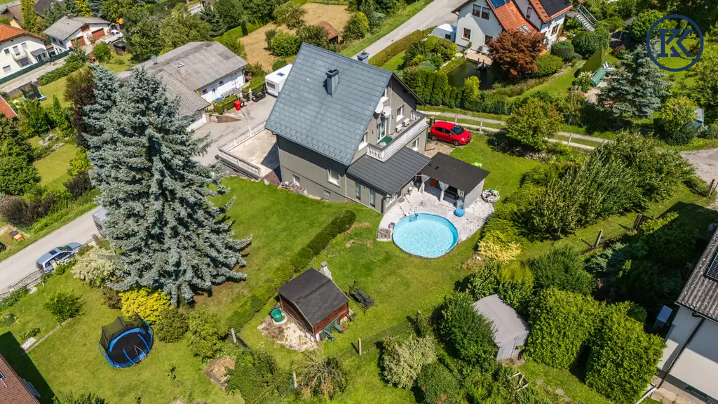 Vielseitiges Wohnhaus mit Garten, Pool & Ausblick – Ruhelage in Eichgraben