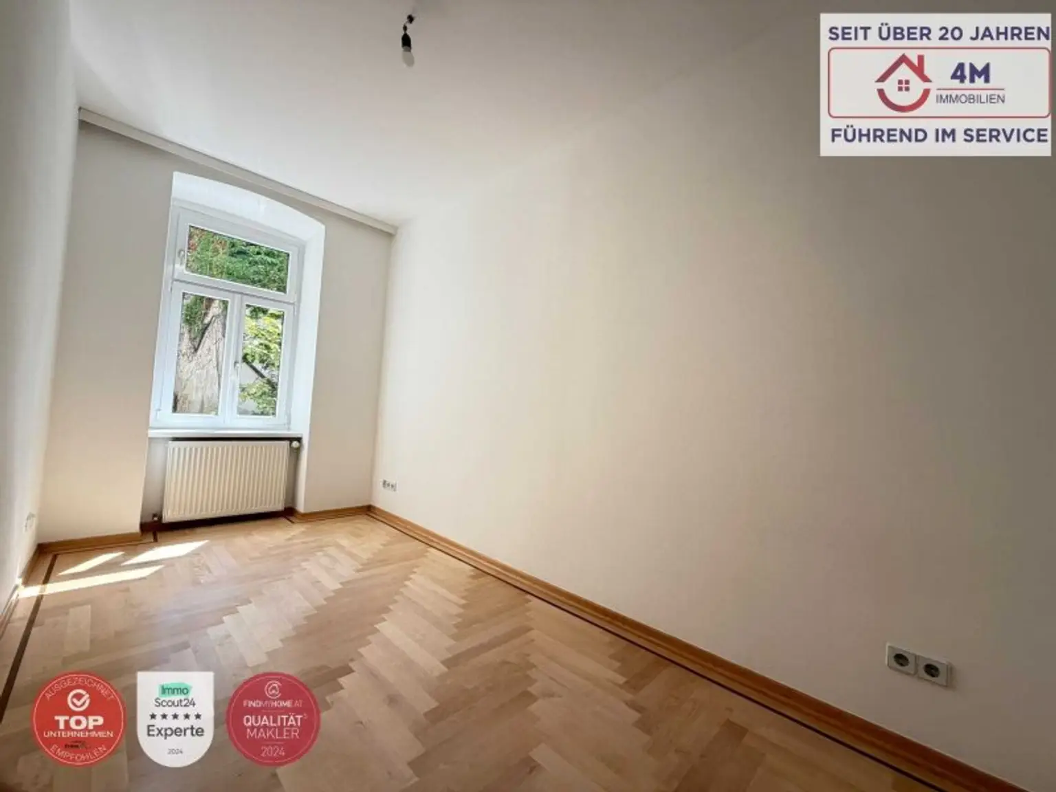Schlafzimmer 2 - Hofseitig