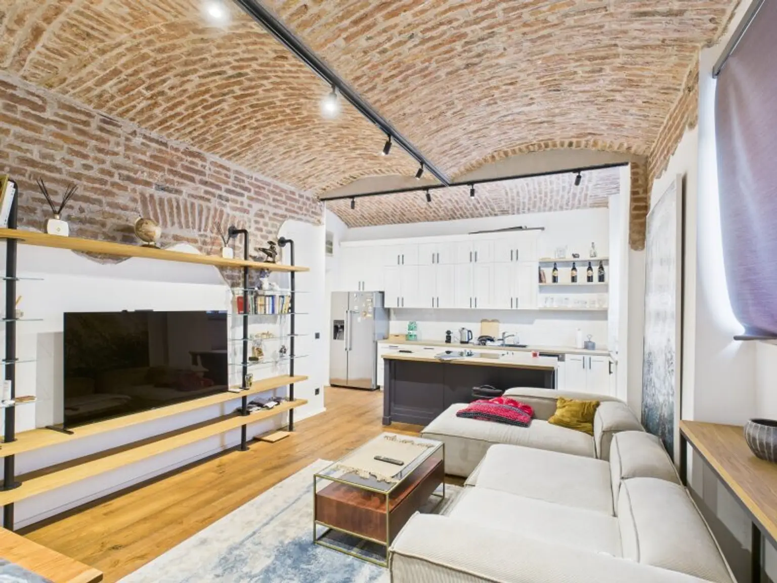 Wohlfühl-Oase in 1120 Wien: 2-Zimmer-Wohnung mit Garten für 299.000 €!