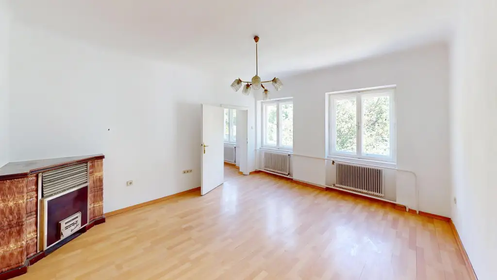 RARITÄT IN GABLITZ - GRUNDSTÜCK MIT ALTBESTAND IN BESTLAGE