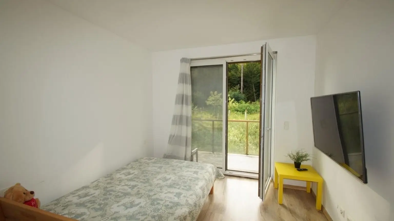 4 Schlafzimmer mit Balkon MTW 3004