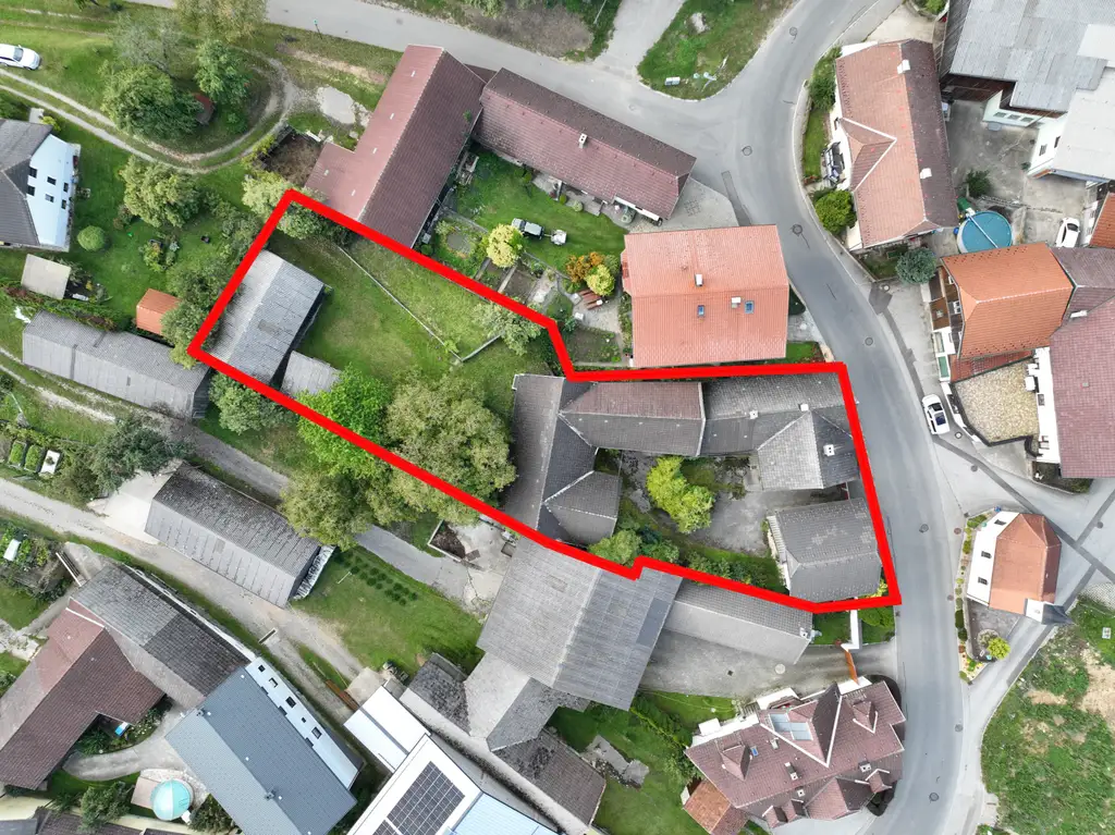 Bauernsacherl mit Nebengebäude
