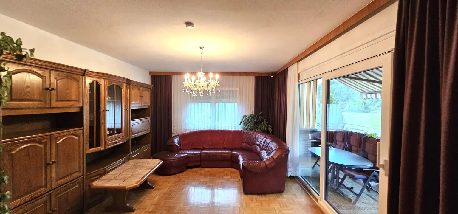 Charmantes Einfamilienhaus mit Garten, Balkon & Sauna