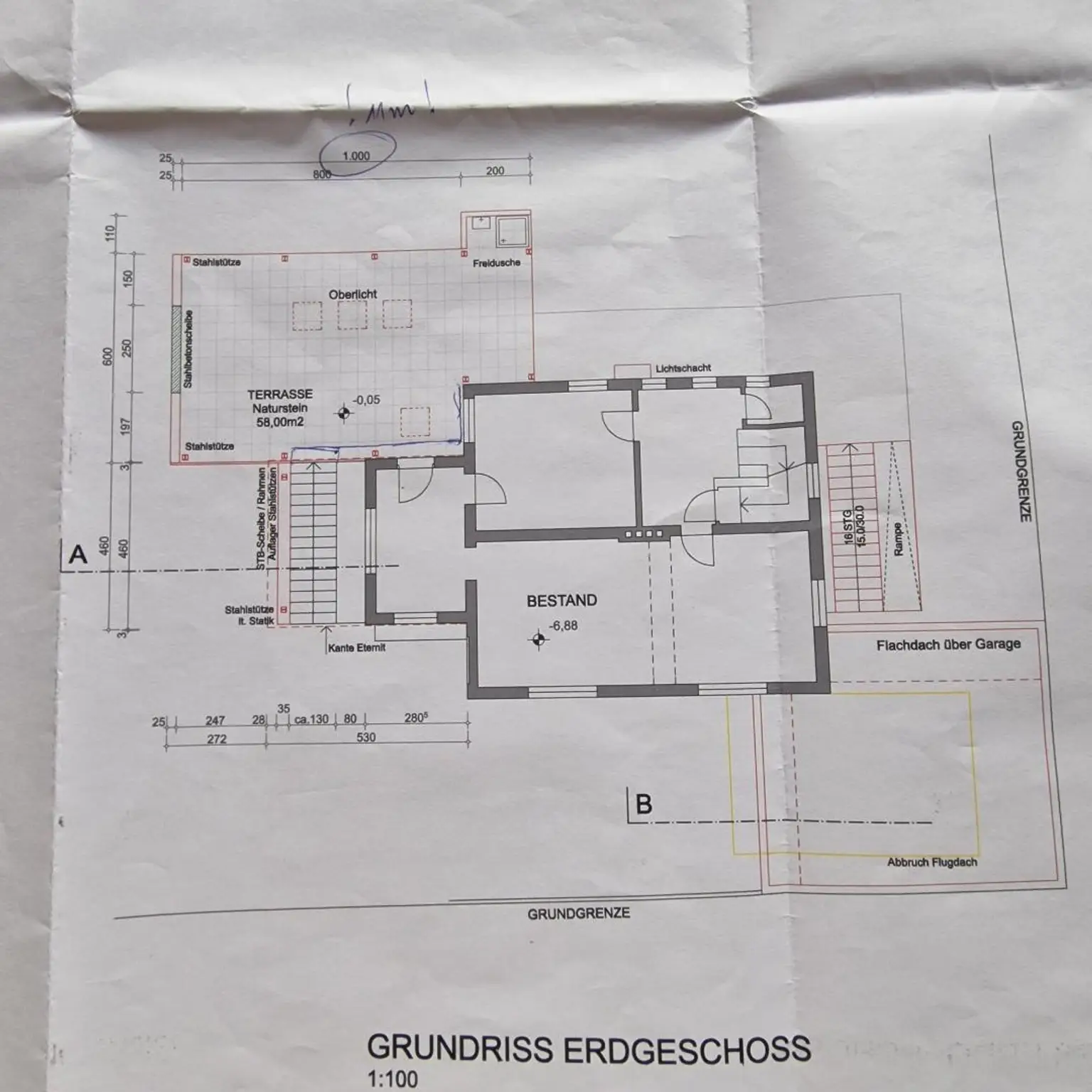 Einziehen und genießen! Sonniges Einfamilienhaus mit Doppelgarage, Terrasse uvm