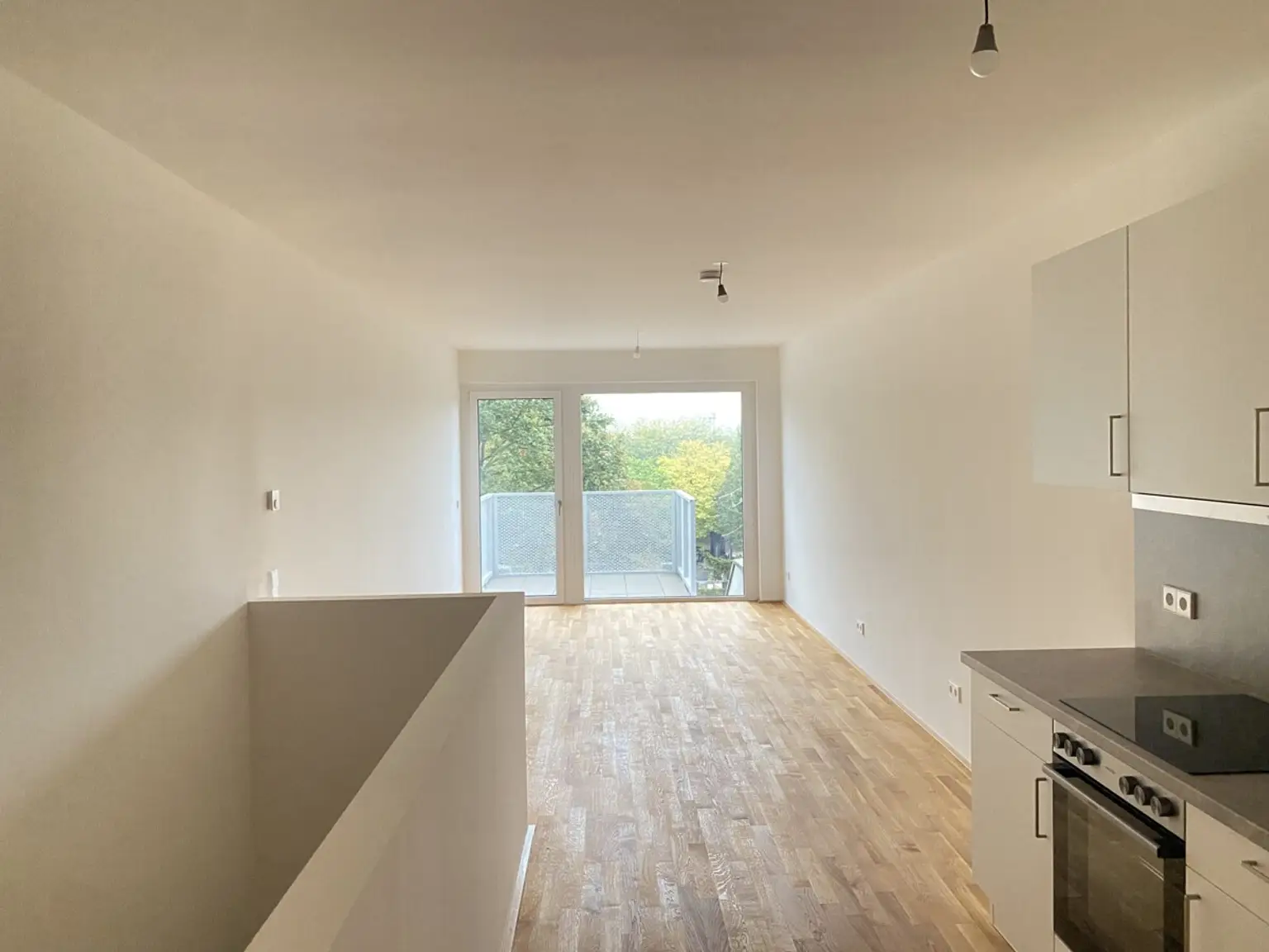 =LAURENZ= Gartenwohnung  3 Zimmer Wohnung mit Weitblick! ERSTBEZUG U3