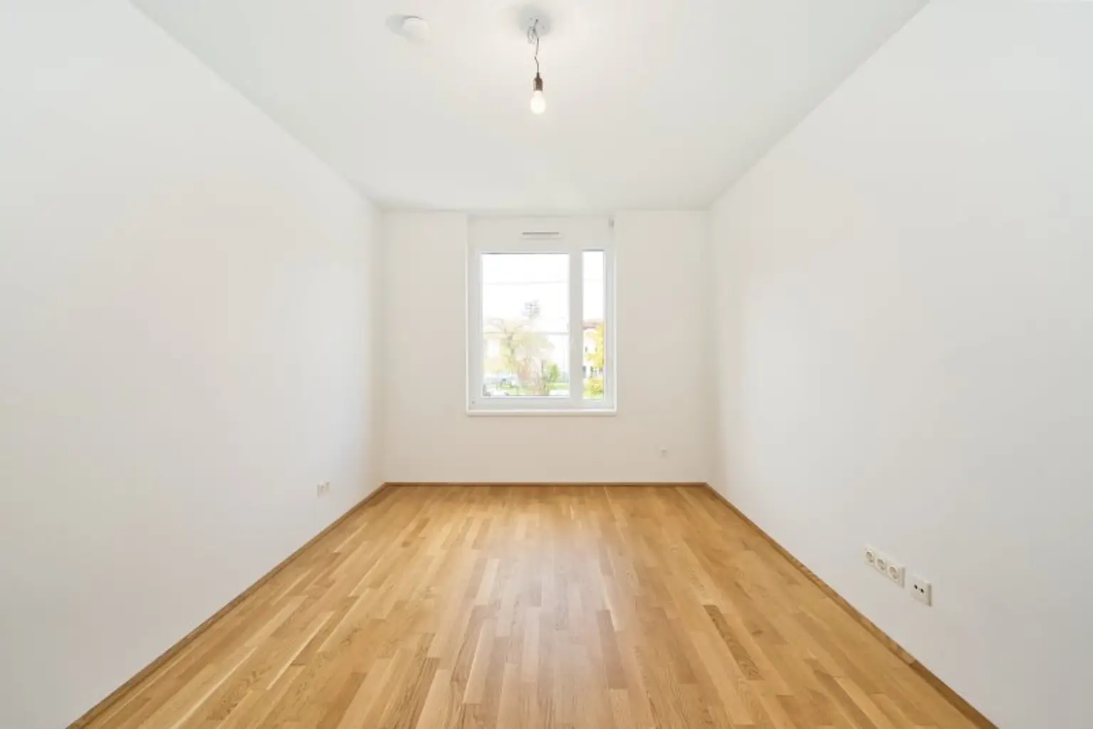 Sonnige 3-Zimmer-Eigentumswohnung mit Südterrasse & Garage – ruhig, grün & citynah an der renaturierten Liesing