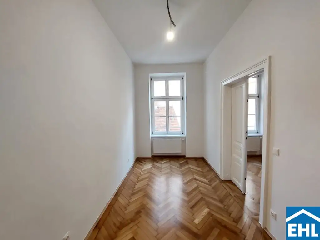 ERSTBEZUG nach Sanierung - WG-Hit mit 6 Zimmer im Karmeliterviertel