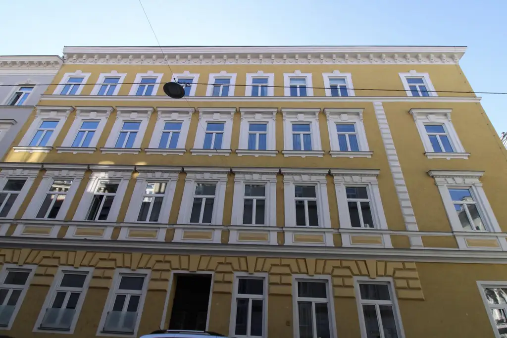 Altbauwohnung mit Potenzial in begehrter Lage von Währing