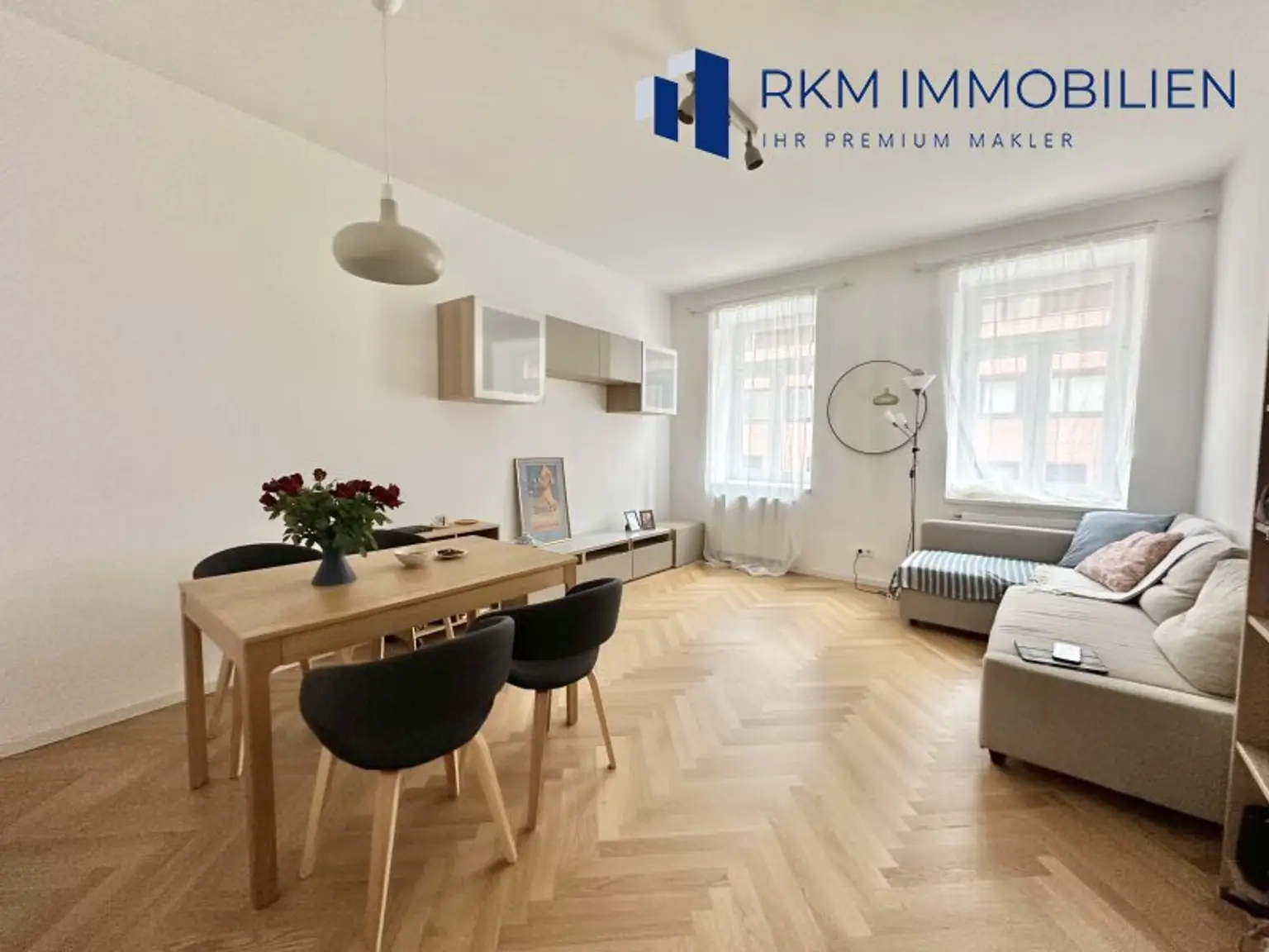 Exklusives Immobilienpaket: Vollsanierte Wohnung & Zweigeschossiges Nebengebäude im Herzen des 15. Bezirks