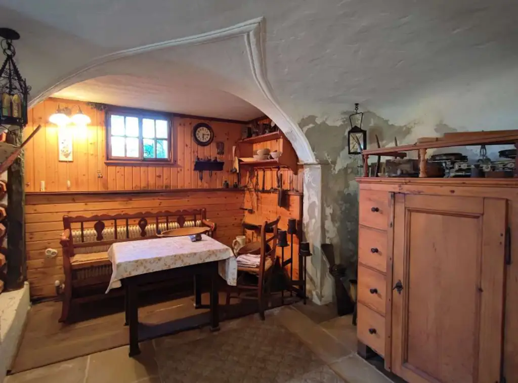 Residenz im Weingebirge – Rückzugsort mit Parkanlage