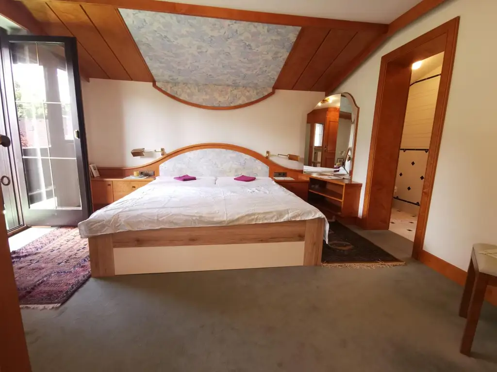 EINFAMILIENHAUS MIT ZWEITWOHNSITZWIDMUNG