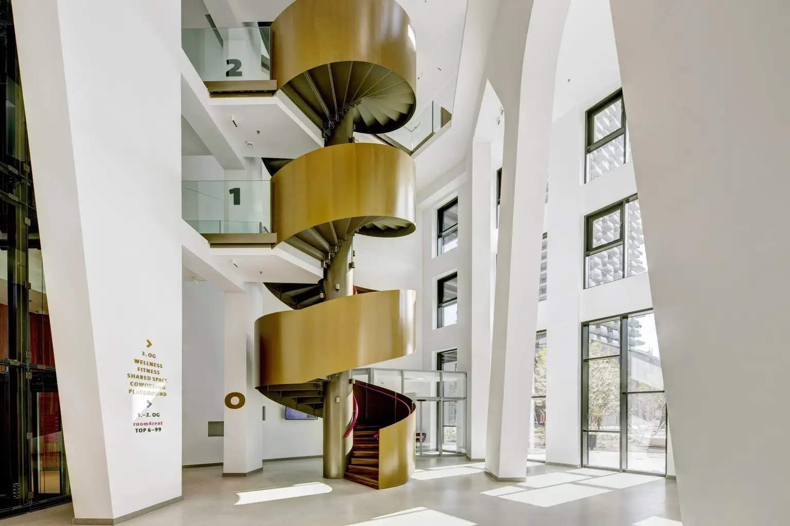 Penthouse im 34. OG mit Terrasse I 360° Wienblick I Designküche I TG Platz mit E-Ladestation