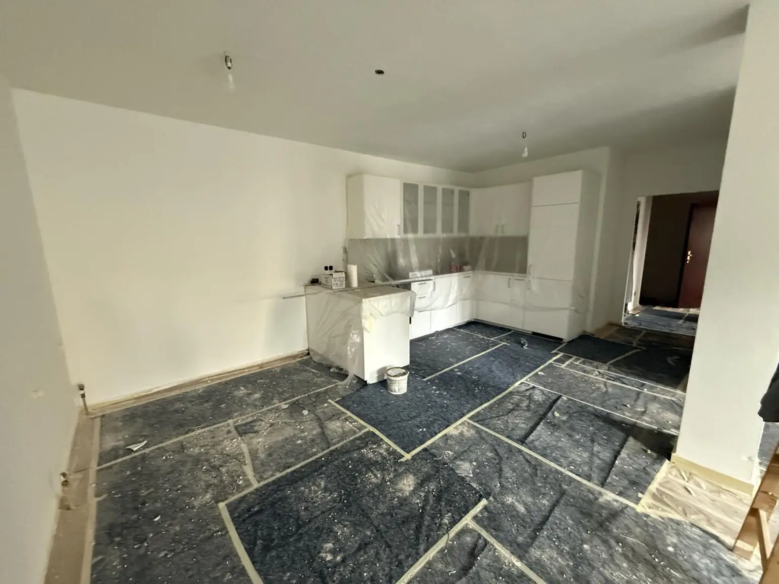 20251107_100948675_iOS