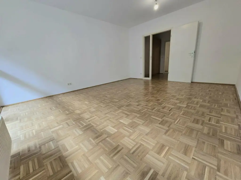 Entzückende Gartenwohnung mit Garagenplatz!