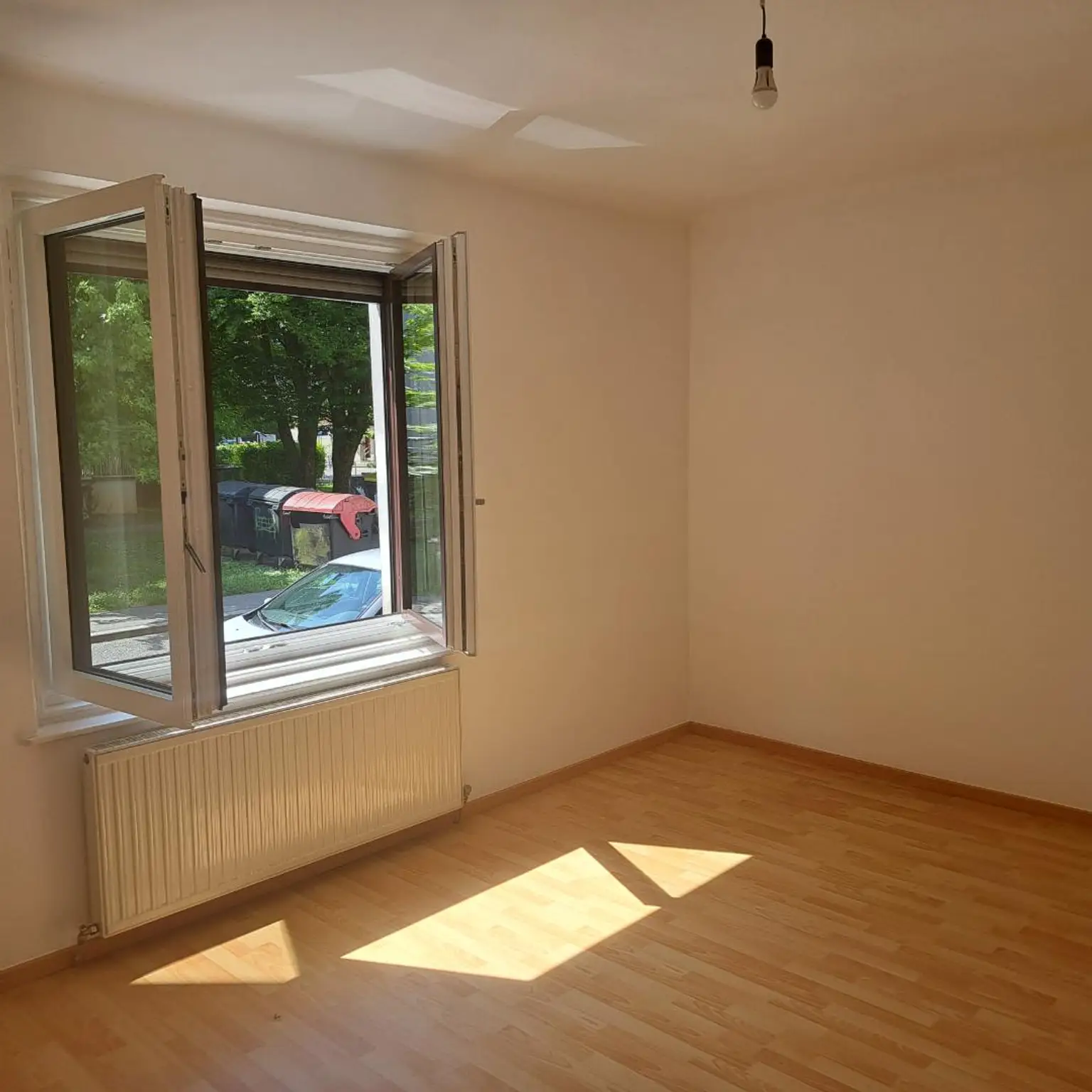 Sonnige 4-Zimmer-Wohnung mit Gartennutzung in zentraler Lage!