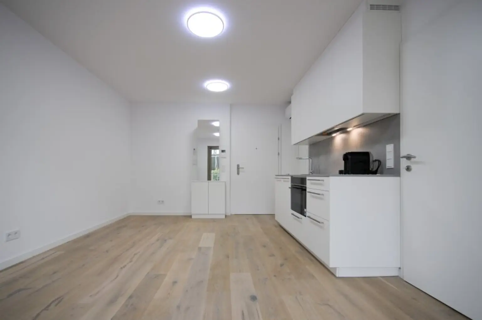 ERSTBEZUG - ENTZÜCKENDE 2-ZIMMER-WOHNUNG MIT SÜD-WEST BALKON
