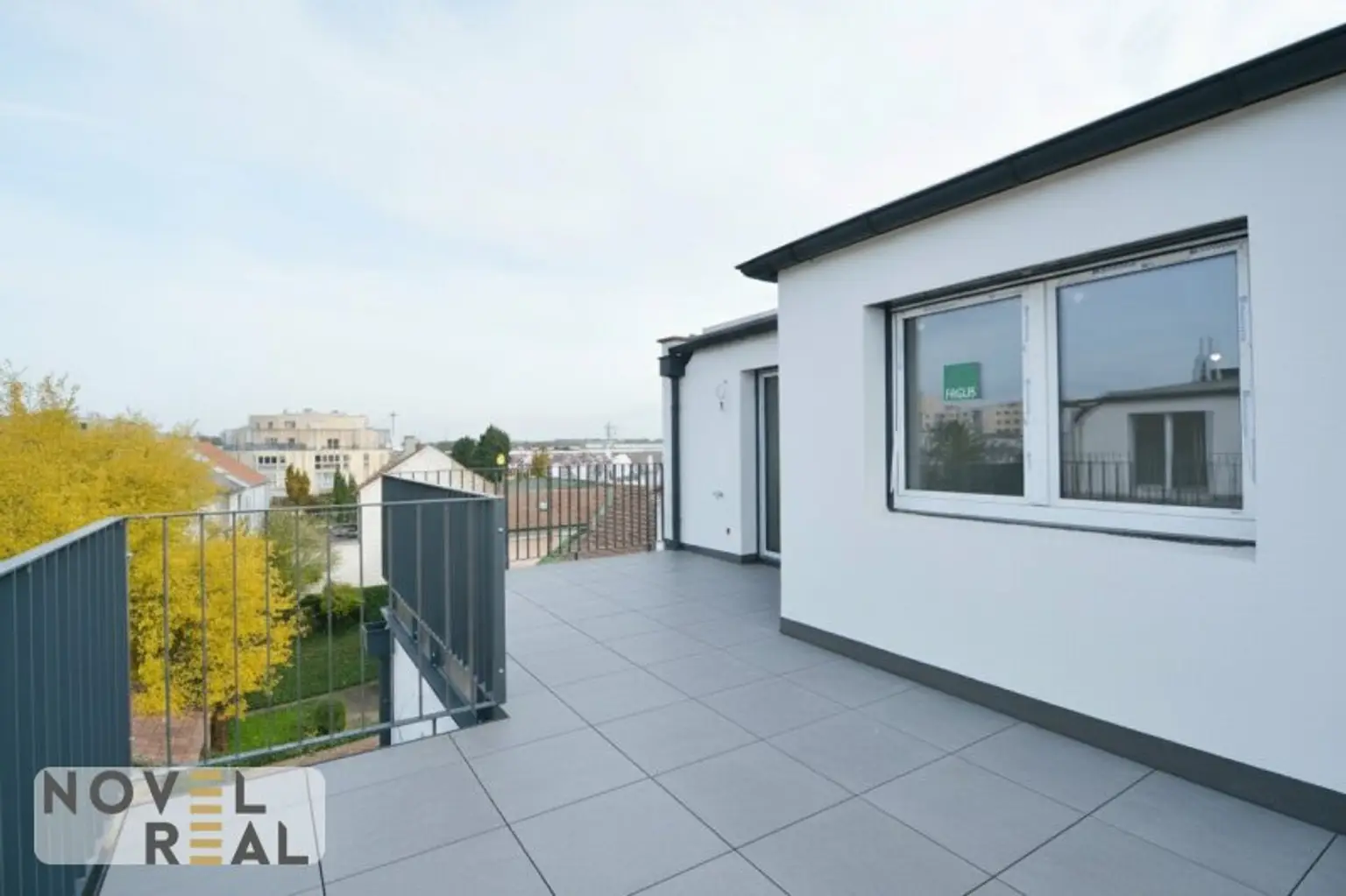 Ihr Rückzugsort im Freien – moderne Dachgeschoss-Wohnung mit großerTerrasse