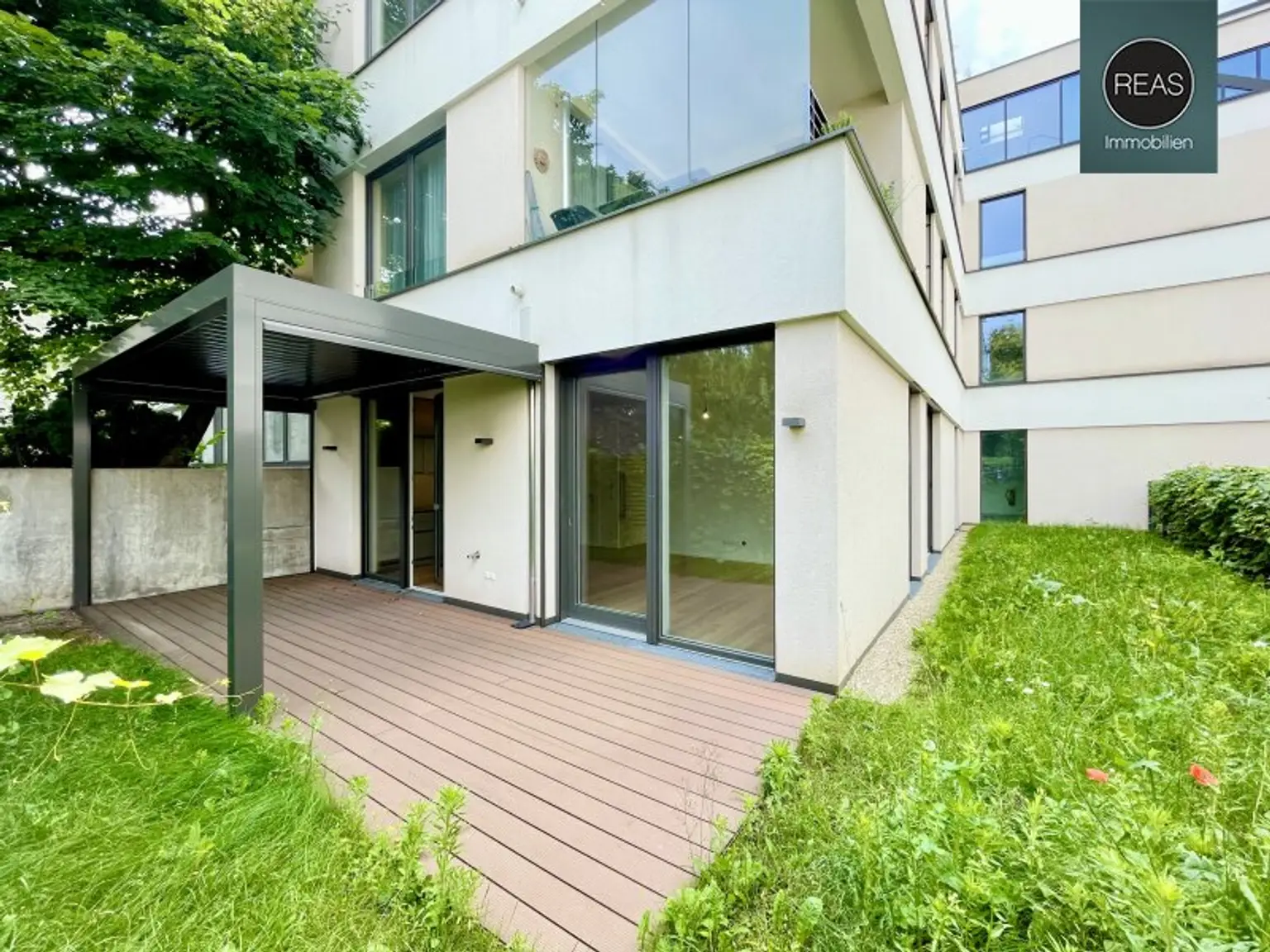 Provisionsfrei: Wohnresidenz Zögernitz! Luxus Gartenwohnung in Döblinger Bestlage! Garagen verfügbar!