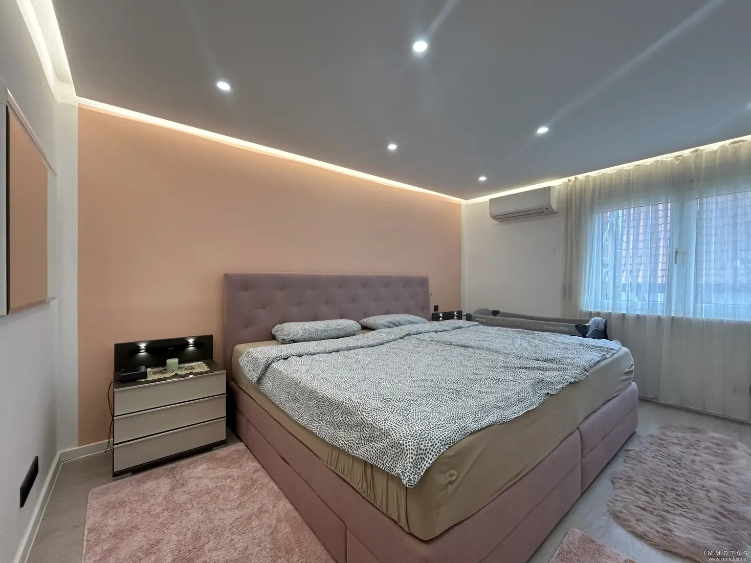 Schlafzimmer OG
