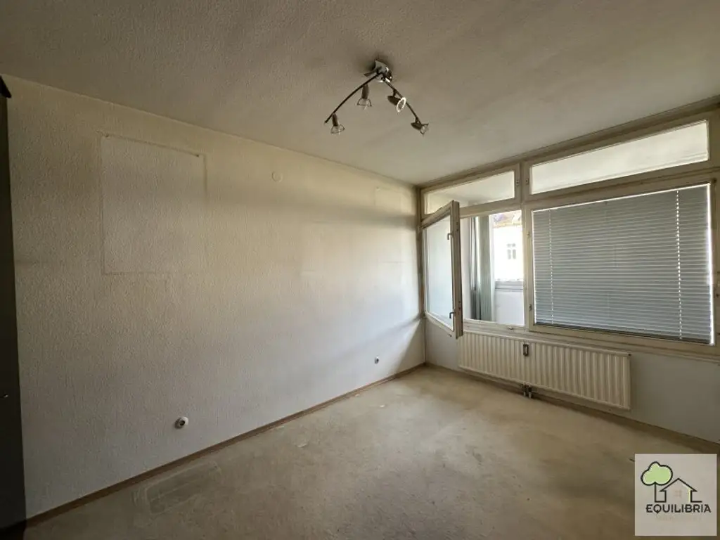Renovierungsbedürftige 3-Zi-Wohnung Obere Stadt inkl. Stellplatz