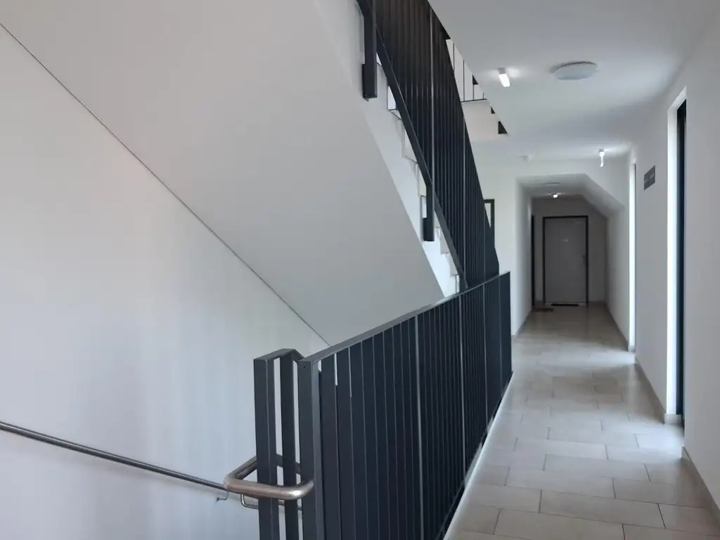 "Neue vollausgestattete - 4-Zimmer-Balkonwohnung Jedlesee"