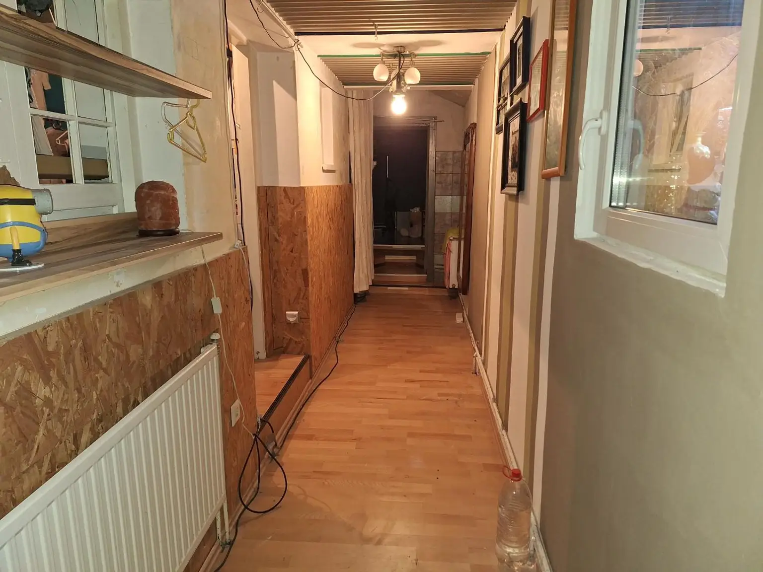 Villa Kunterbunt für Heimwerker / interessantes, kreatives und fröhliches Einfamilienhaus mit 5 Zimmern in ruhiger Seitengasse.