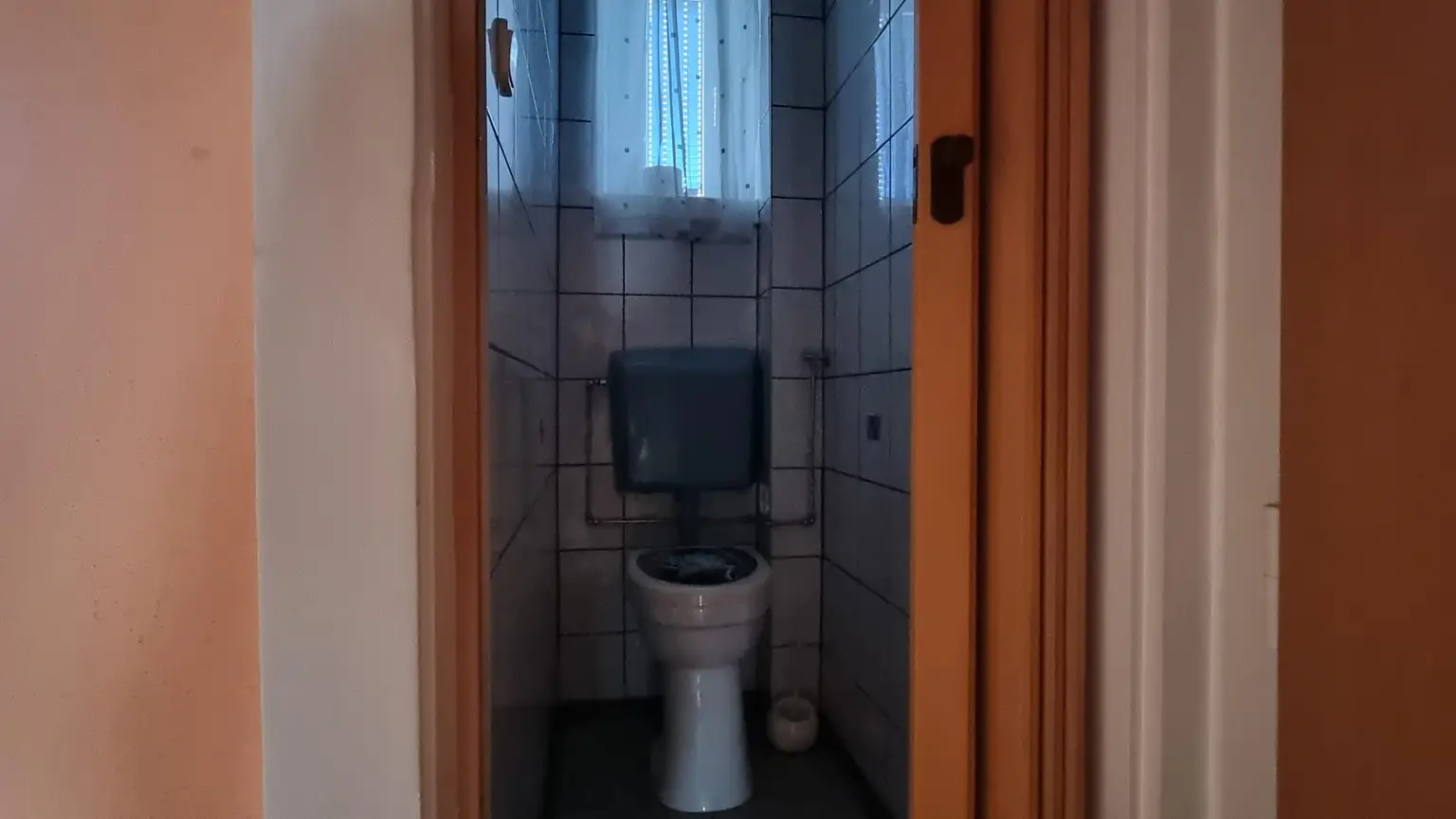 WC wohnung 2