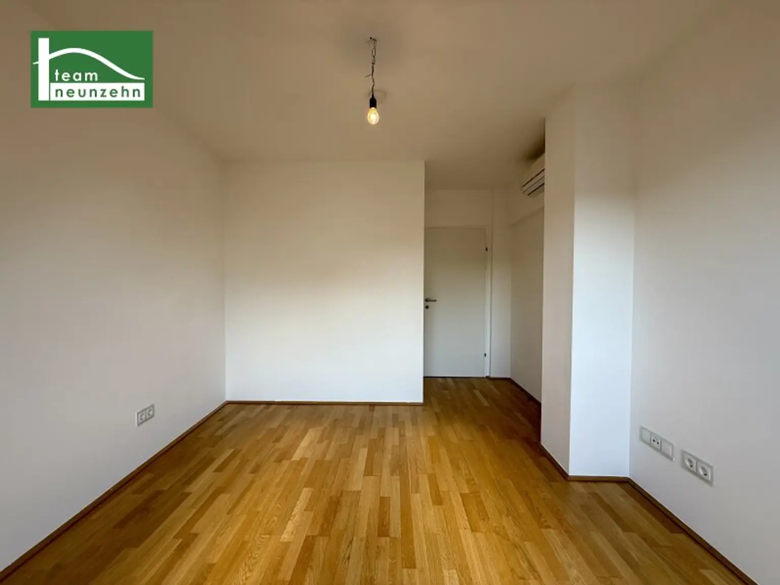 Exklusive Dachgeschoss-Residenz mit zwei Terrassen in begehrter Innenhofruhelage. - WOHNTRAUM