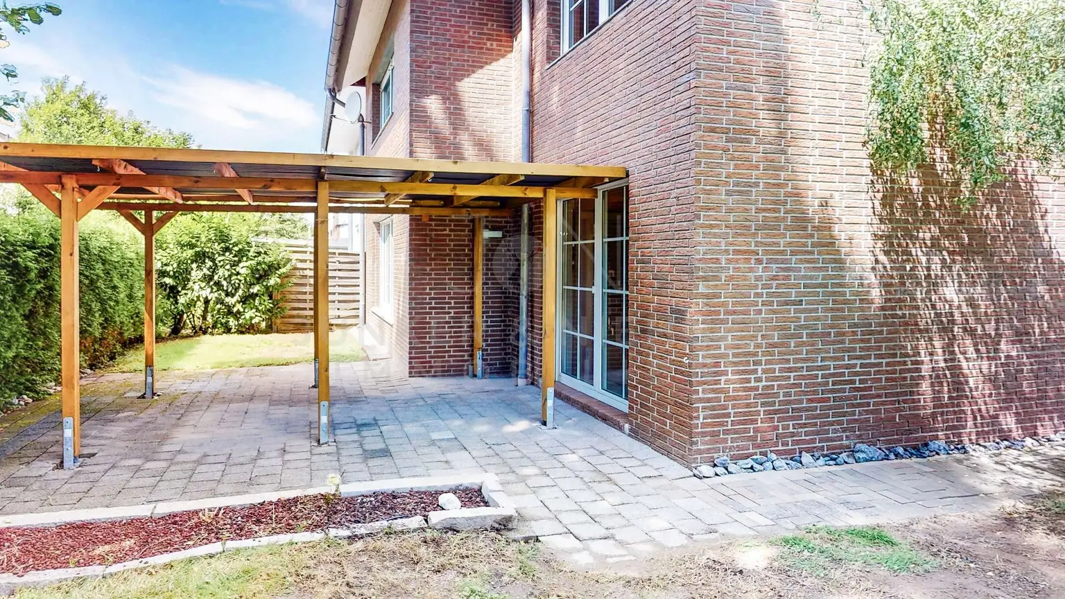 Überdachte Terrasse