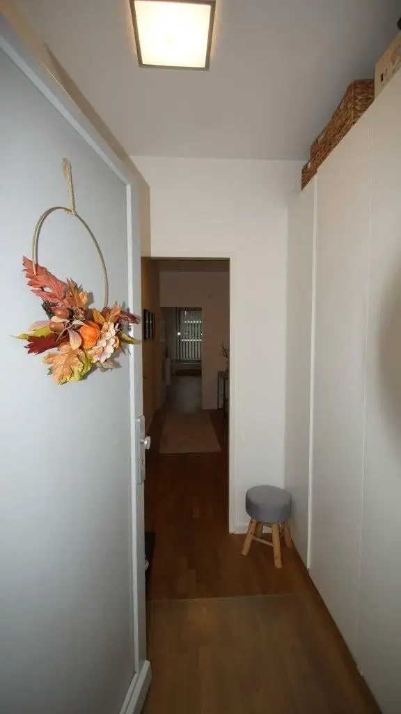 21 Eingangstür ETW 1220