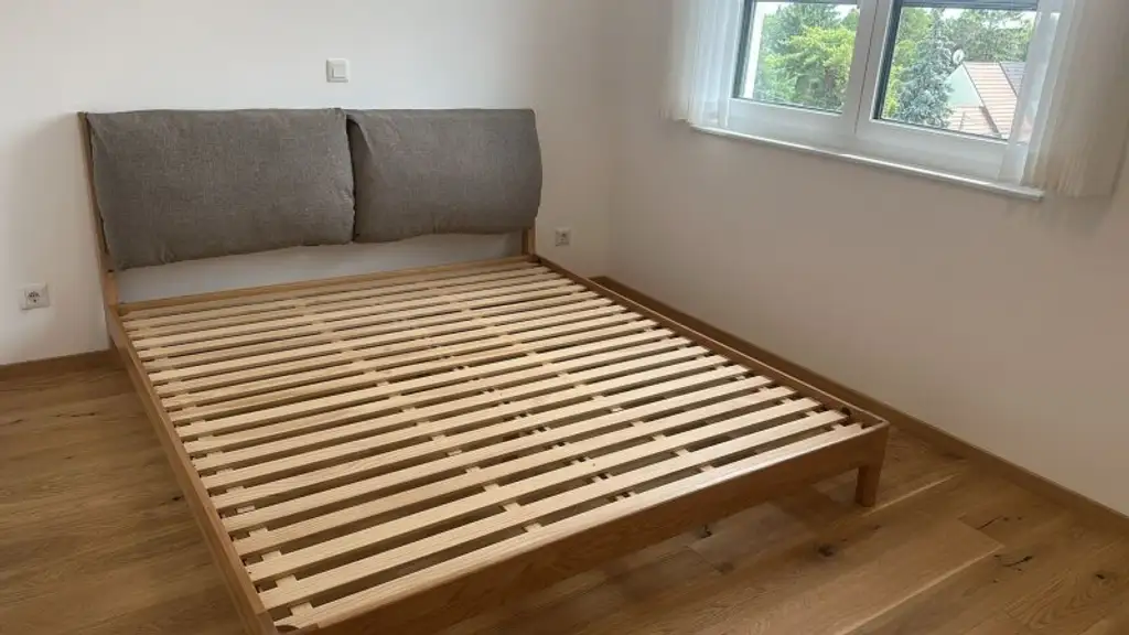 Moderne Erstbezug-Wohnung mit Garten inkl.Heizung und Warmwasser!! Vollmöbliert !!