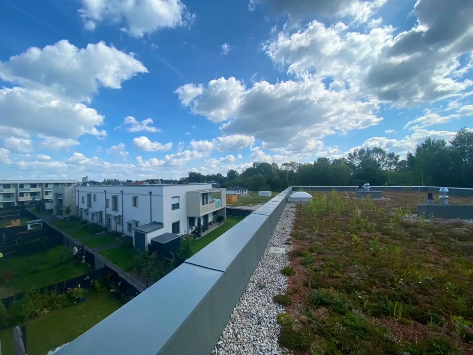 5 | NEU ++ VIER Zimmer mit TERRASSE und GARAGENPLATZ | Prima Service Immobilien